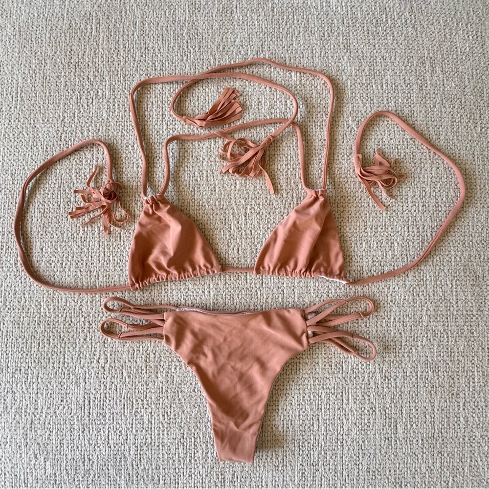 Acacia Set